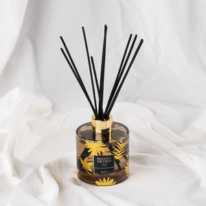 
            
                Load image into Gallery viewer, Gold Reed Diffuser 150ml
            
        